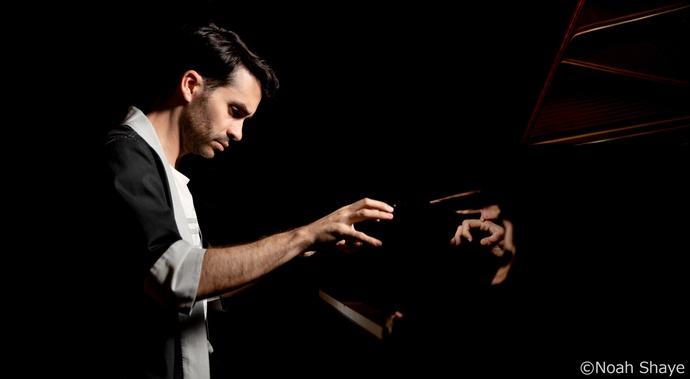 写真：ファン・フロリスタン