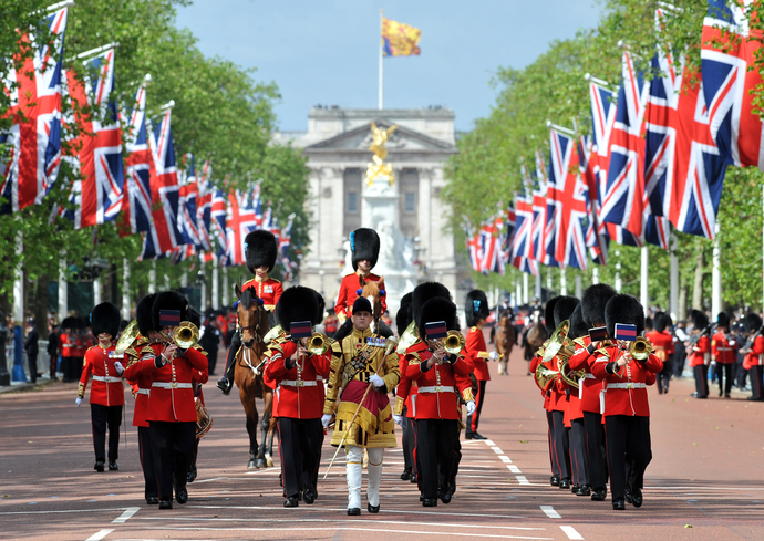 写真：英国女王陛下の近衛軍楽隊