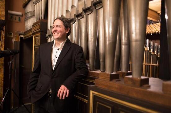 写真：マイヤー・ホーファー