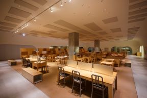 写真：スタジオラウンジ1