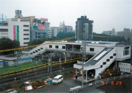 武蔵境駅自由通路（1991年）