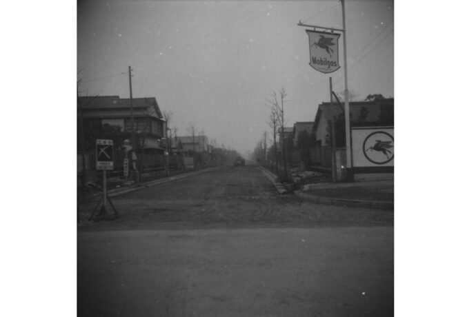写真：1958年の成蹊通りの様子