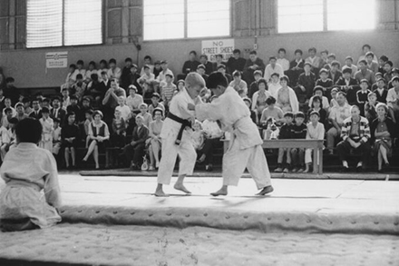 日米対抗柔道（当時のアメリカンスクール体育館で）（1965年）