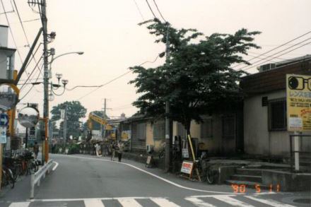 武蔵境駅北口（現グリーンモール付近）～自由通路着工当初～（1990年）
