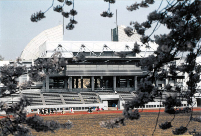 写真：武蔵野陸上競技場