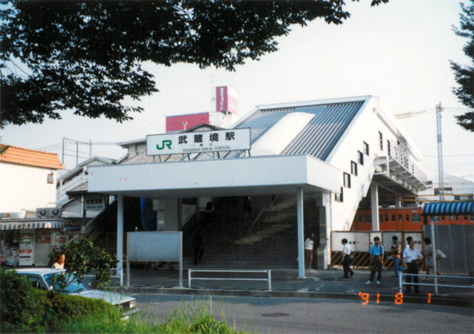 写真：1991年8月1日　武蔵境駅南口自由通路
