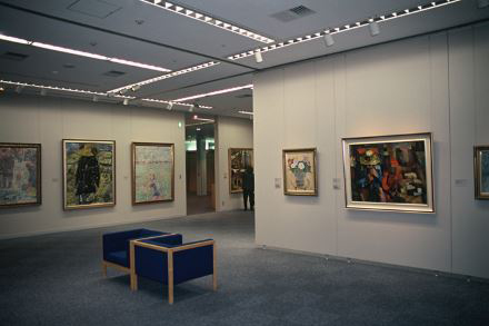 吉祥寺美術館開館（2002年）
