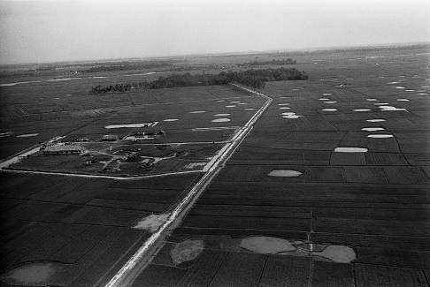 写真：爆撃の跡