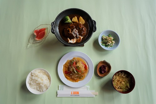 写真:大人夕食メニュー