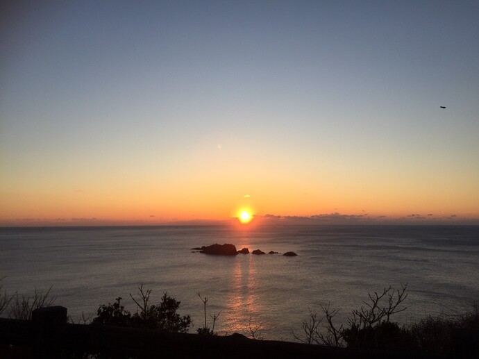 那智勝浦沖　山成島（講師撮）