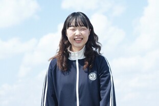 中島梓織