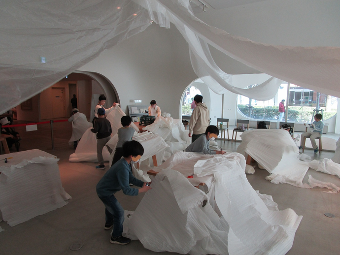 写真：まっしろ空間