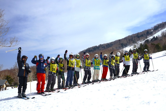 写真：スキーレッスンの様子