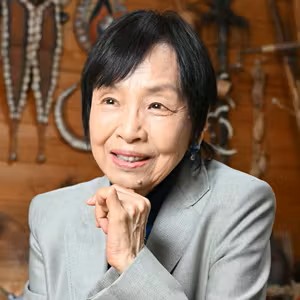 講師