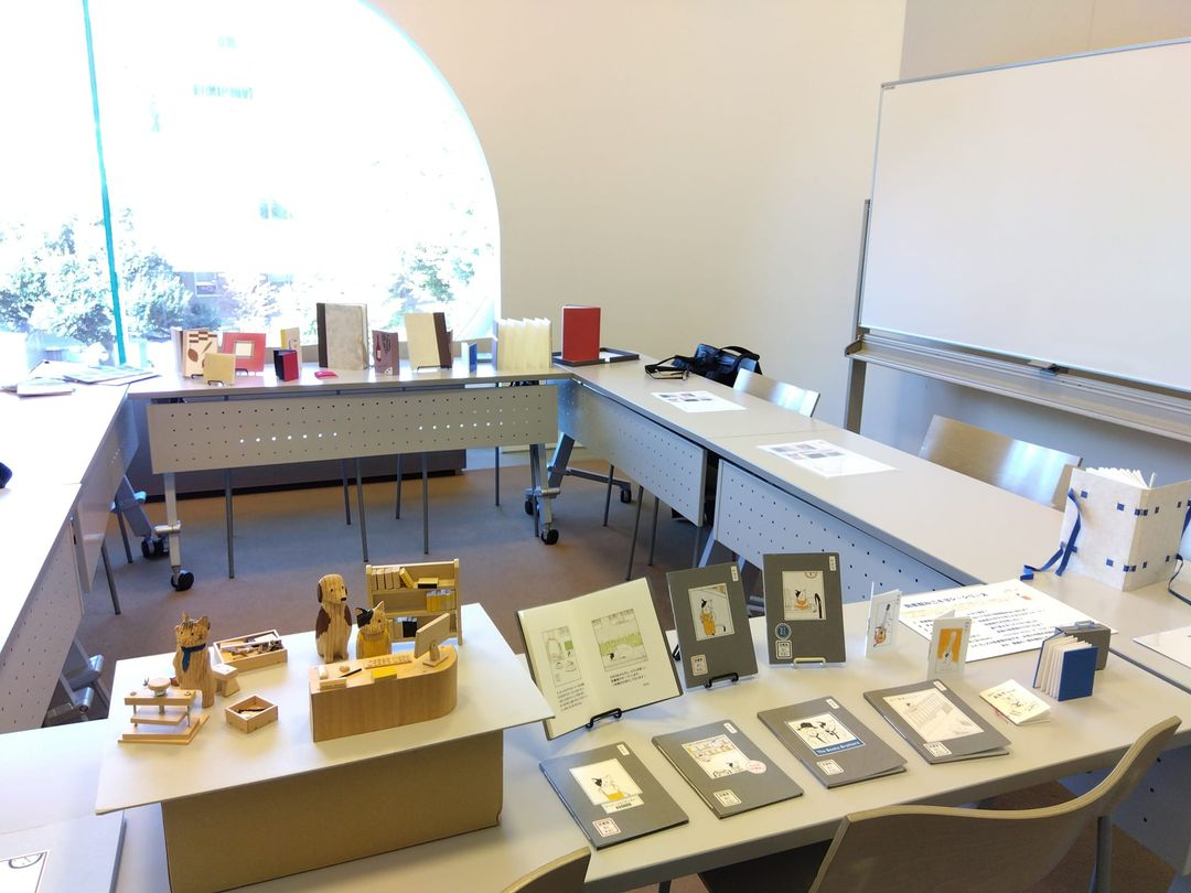 手製本のおはなし会の会場風景です（2022年10月30日　スペースB）